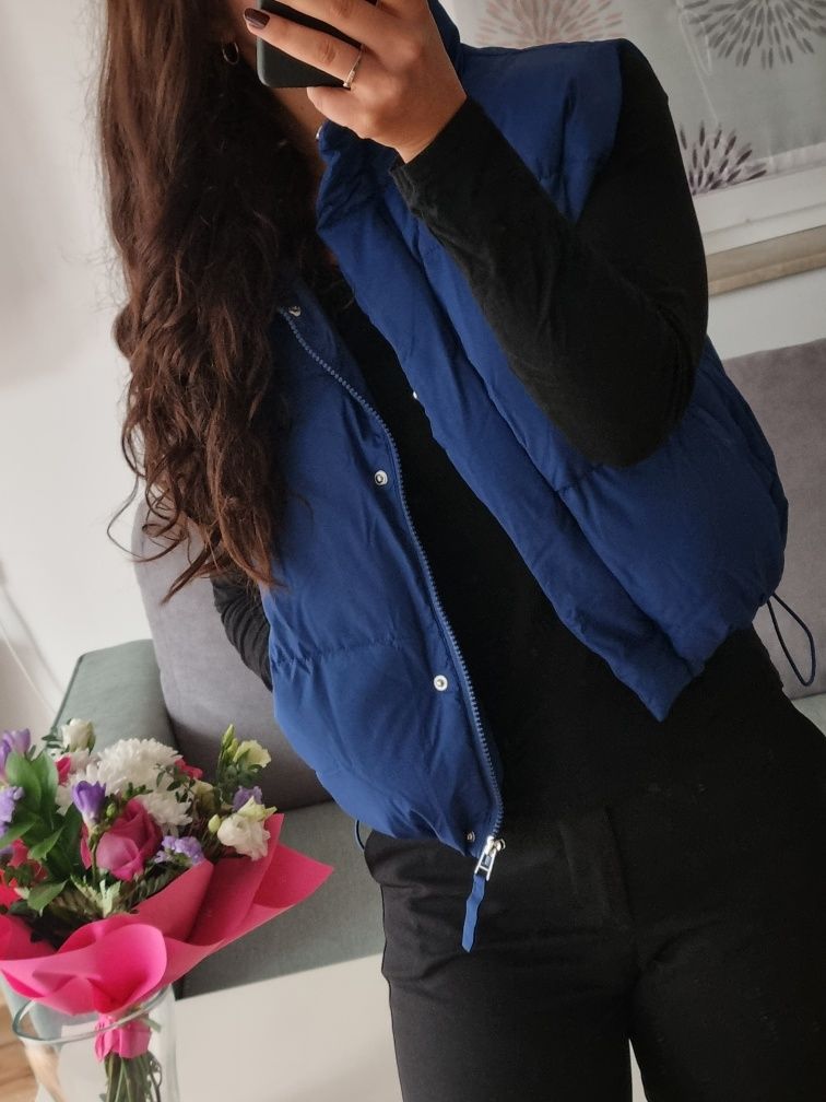 Nowy Niebieski bezrękawnik Fb Sister, kamizelka na zamek.
Rozmiar z me