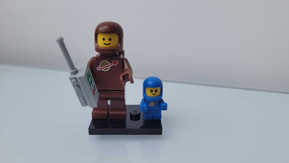 Lego 71037 brązowy astronauta z dzieckiem nowy zamknięty