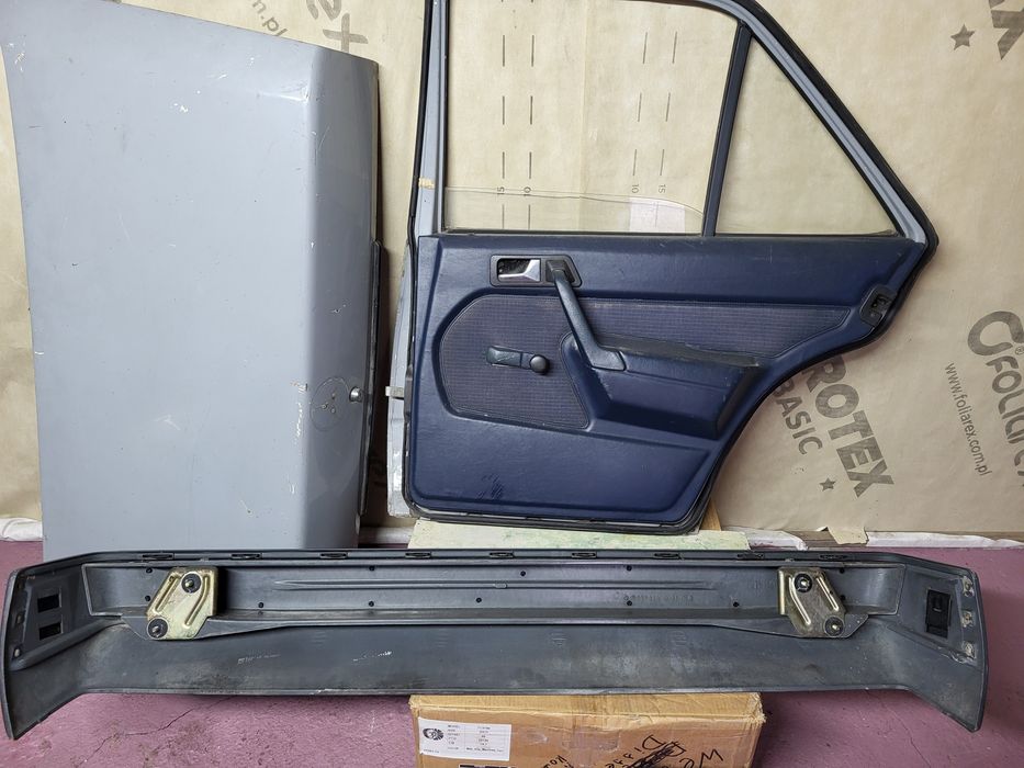 Кришка багажника, задні двері, бампер Mercedes 190 w201 (1989-1993)