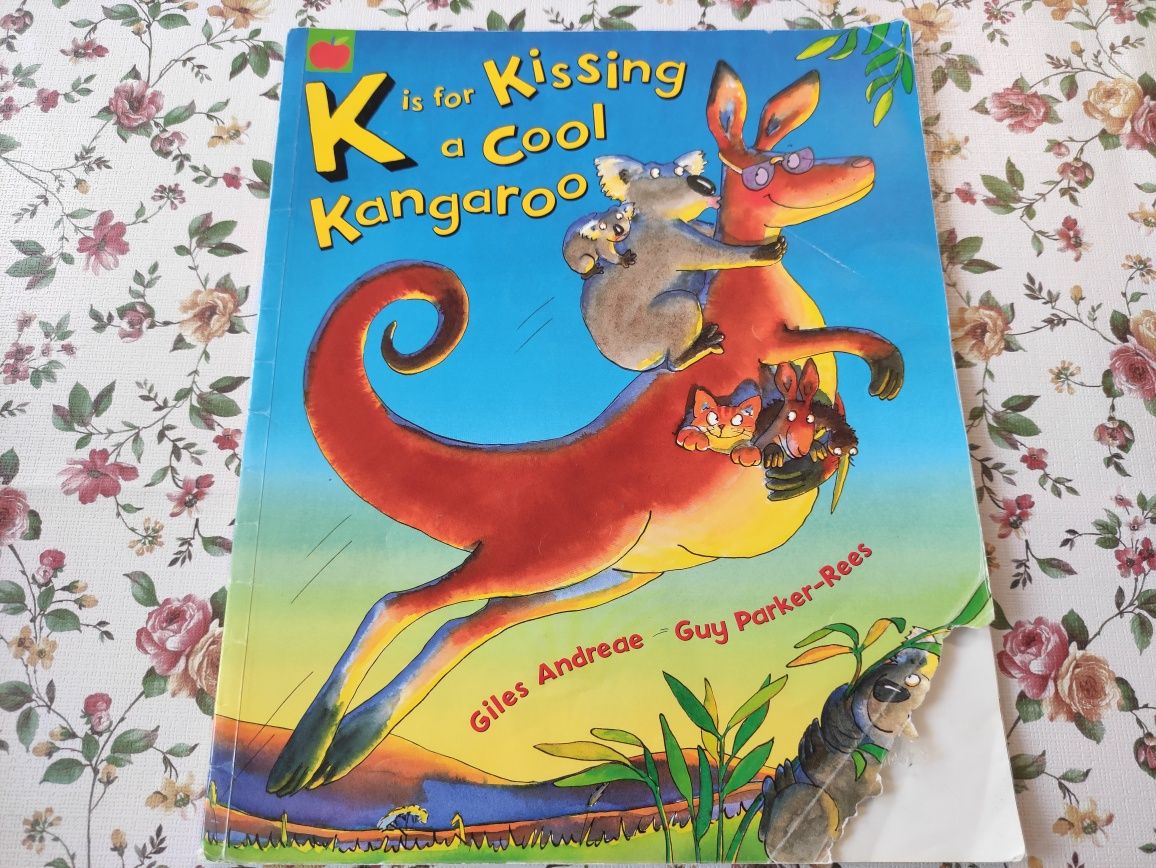 Książka dla dzieci K is for Kissing a Cool Kangaroo po angielsku