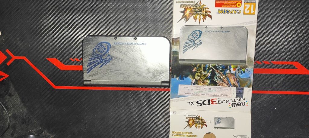 New Nintendo 3DS xl Monster Hunter 4 Ultimate edition