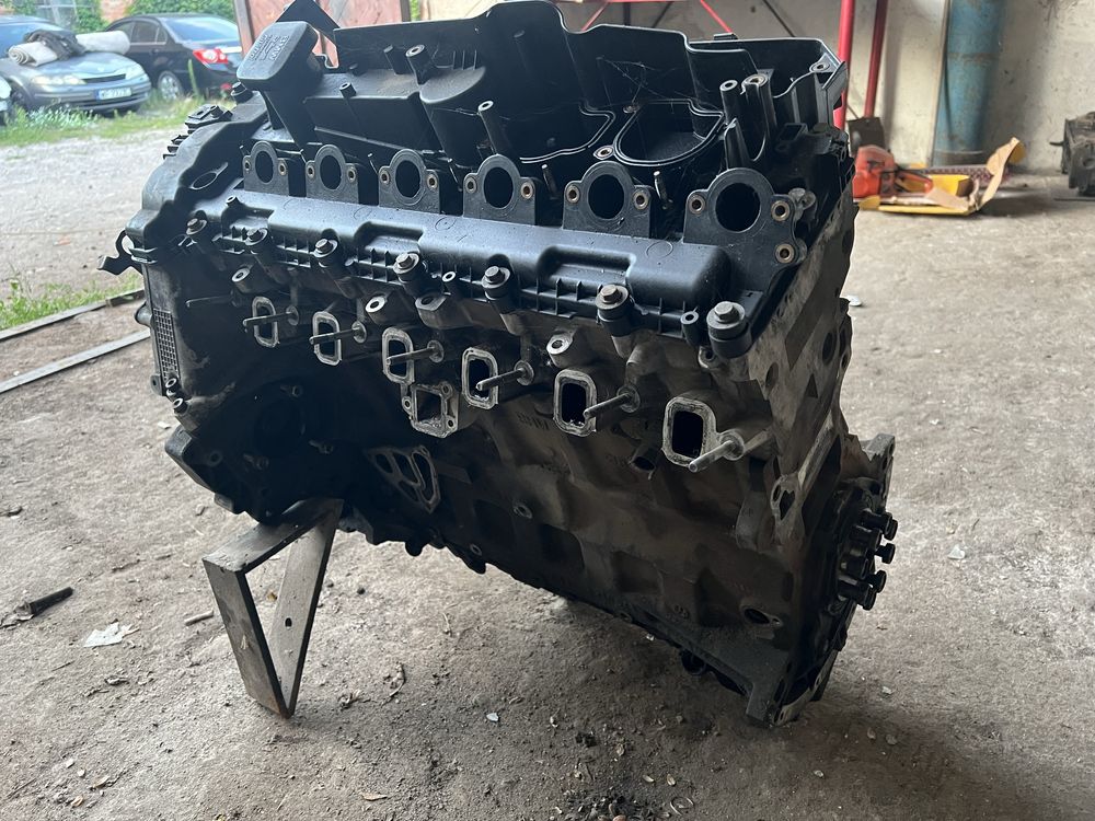 Двигун BMW X5 E53