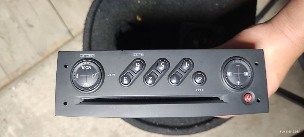 Oryginalne Radio Renault update list
