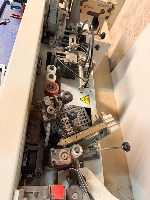 Orladora automatica com fresa de saida