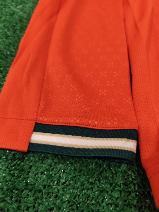 Camisola Portugal manga comprida - Ronaldo