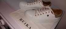 Tenis RUIKA brancos NOVOS 39