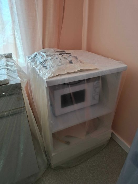 Тумба з вирізом під варочну поверхню, 500 грн.