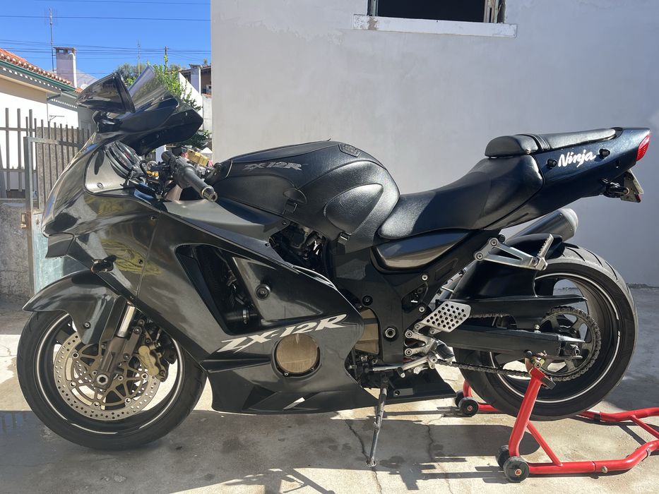 Kawasaki Ninja zx12r
