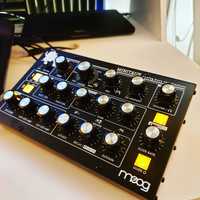 Moog Minitaur com Rack Kit