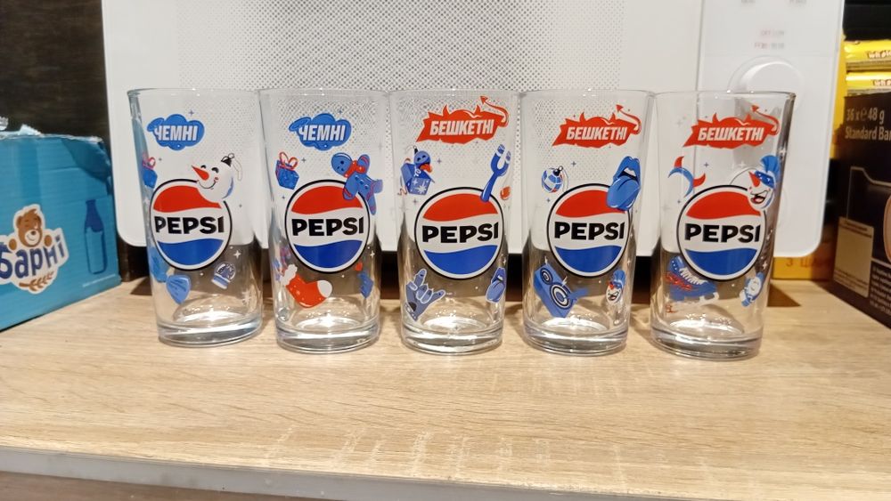Набор из 5 коллекционых стаканов чемні - Бешкетні Пепси