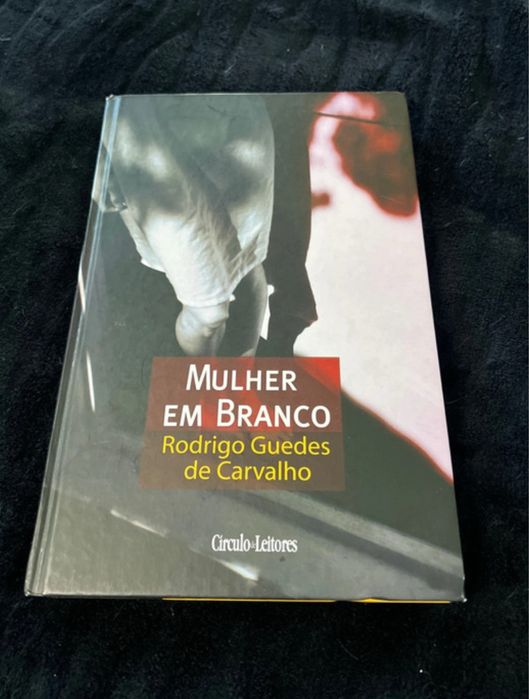 Livro: A mulher de branco