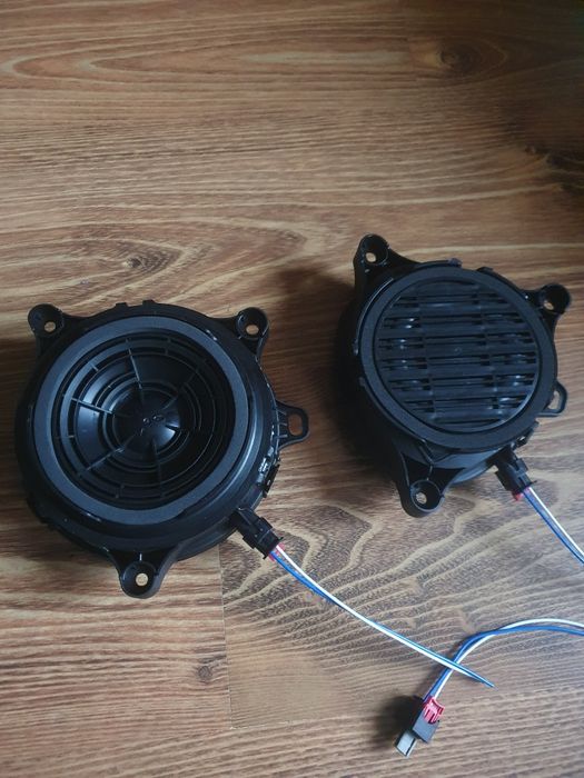 Динамик пешеходный спикер (бумбокс) TESLA MODEL 3,Y 1299965-00-A