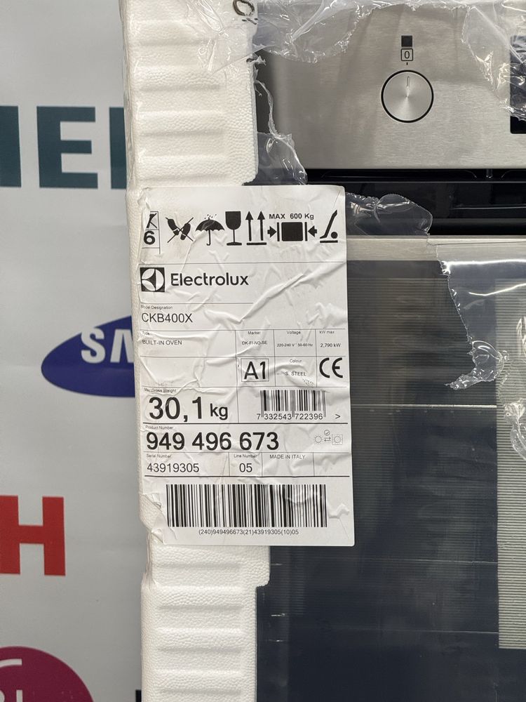 Нова духова шафа Electrolux, духовка, духовий шкаф під забудову