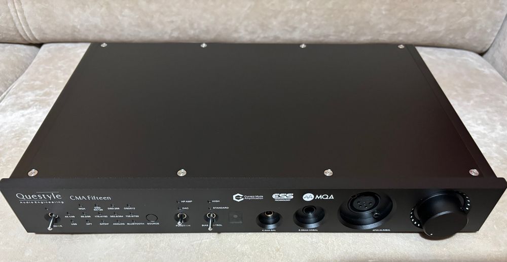 Wzmacniacz słuchawkowy z DAC Questyle CMA Fifteen