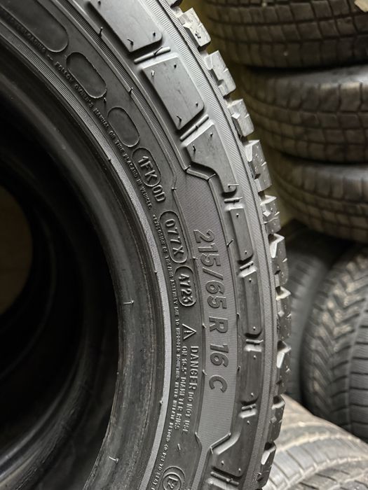 Шини Michelin 215/65/16C  Agilis CrossClimat