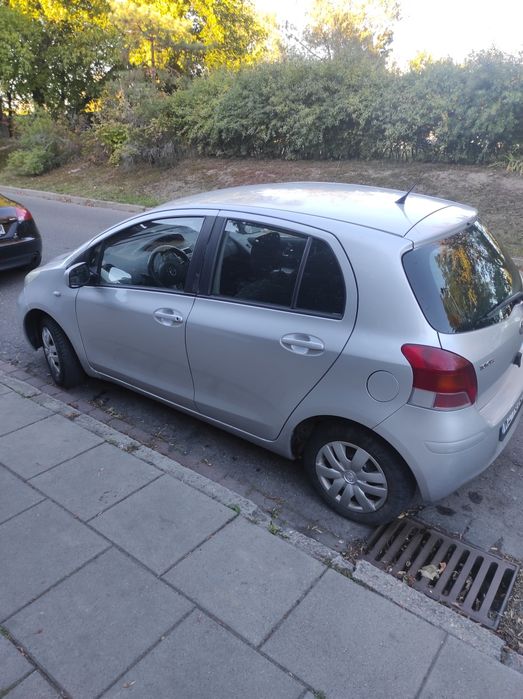 Toyota Yaris 2 1.0 +LPG