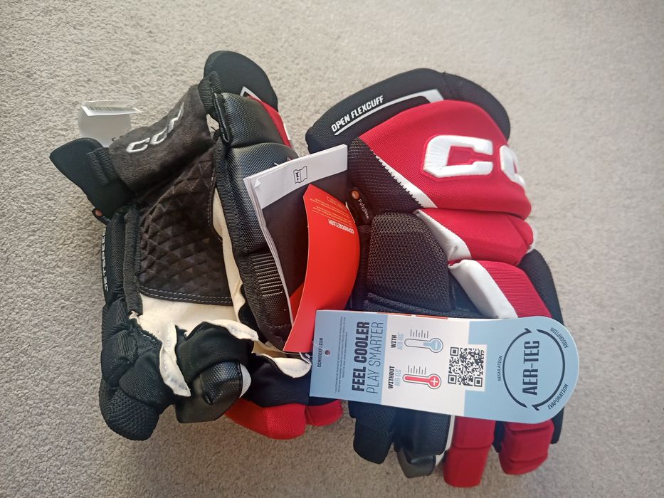 Rękawice hokejowe CCM jetspeed ft6 pro 14"
