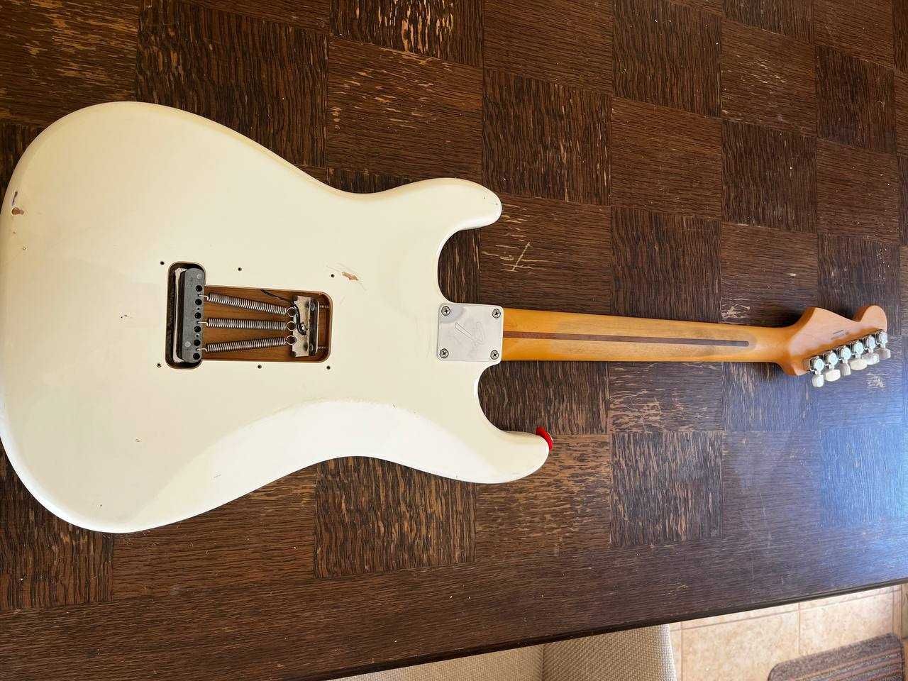 Fender Player Stratocaster (MIM 2018) com upgrades