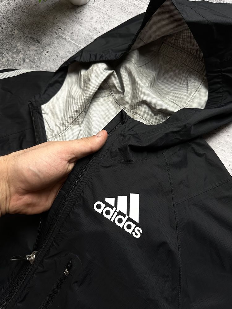 Женская куртка/ ветровка Adidas Rain Membrane Jacket