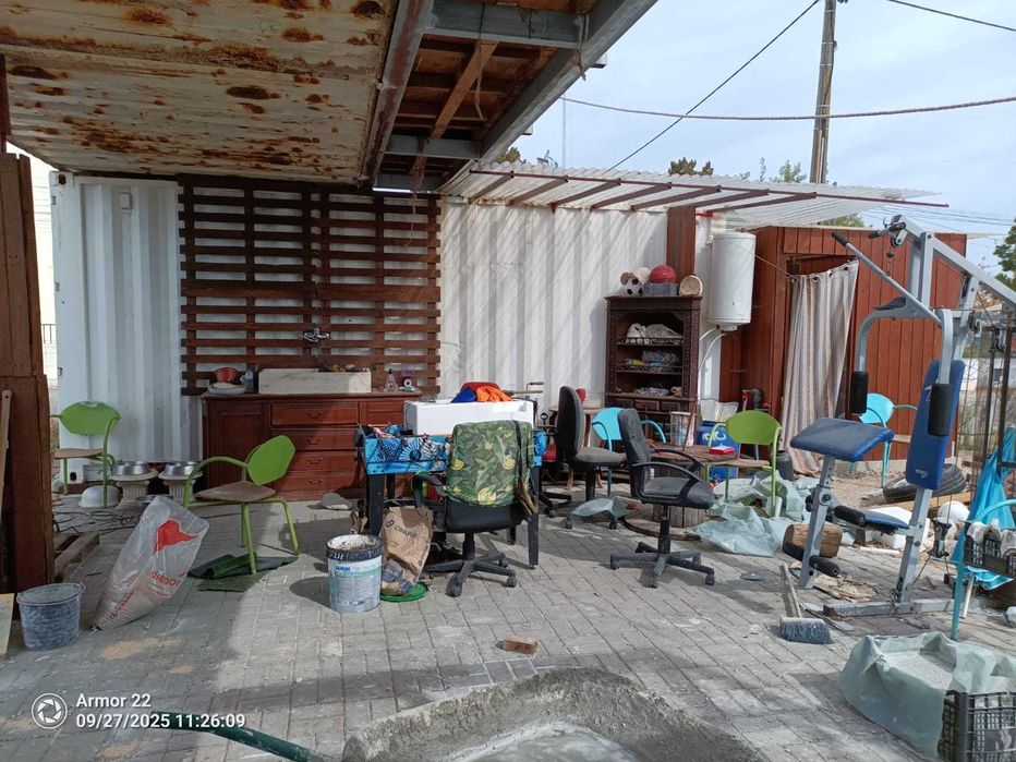 Casa / Oficina em contentores maritimos