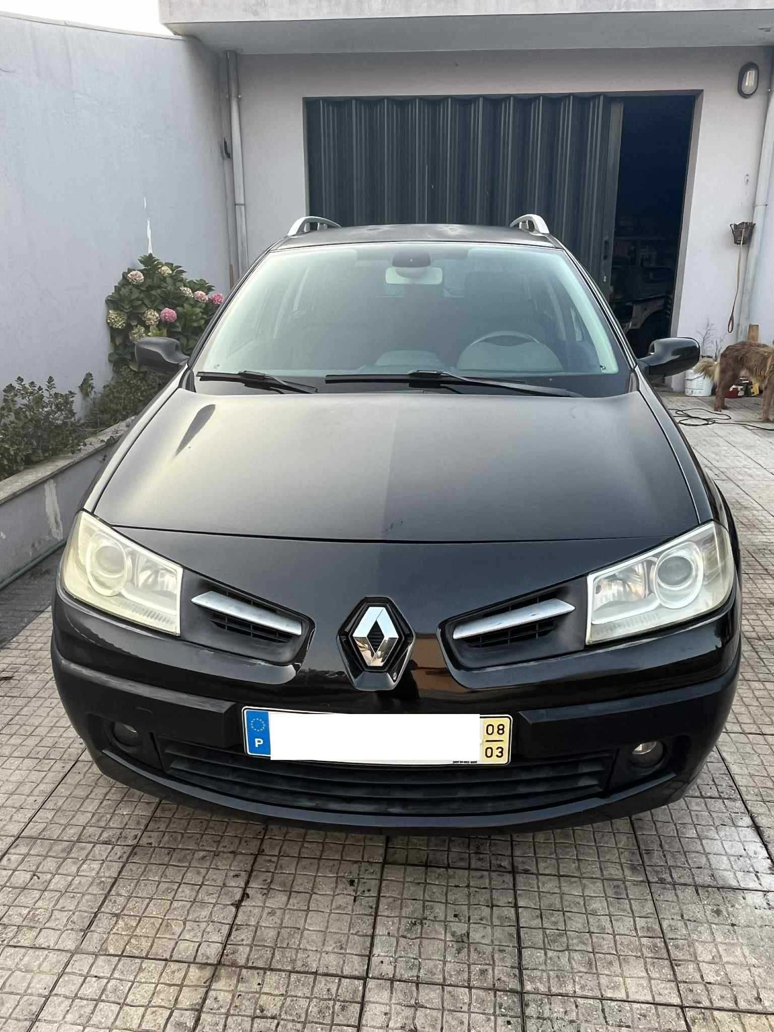 Vendo Renault Megane Carrinha 1.5 DCI Inteira para Peças ou Reparação