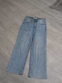 Женские голубые широкие джинсы