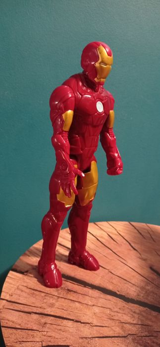 Hasbro Marvel Iron Man Avengers duża figurka akcji 2013 r.