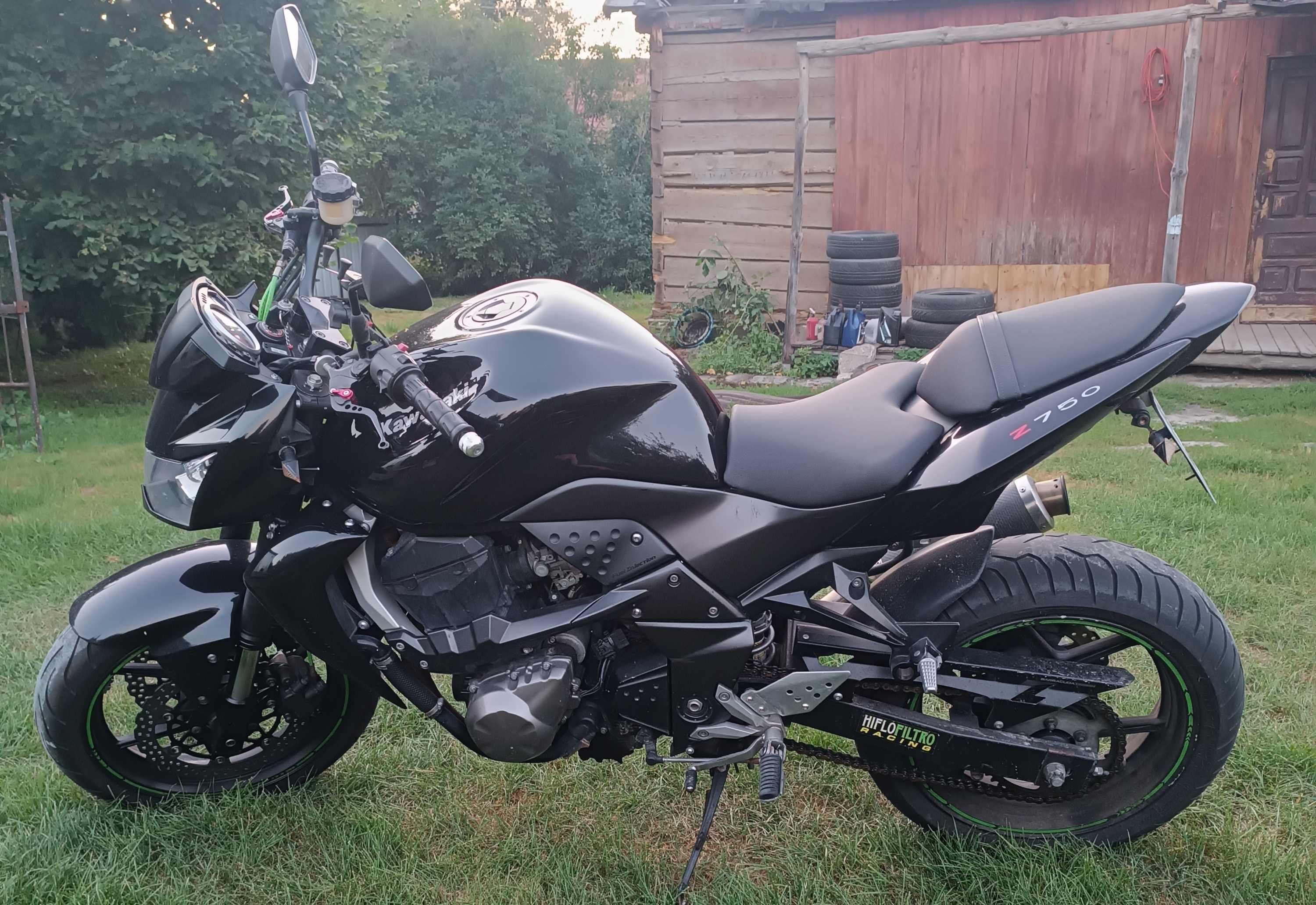Kawasaki z750. Rocznik 2007