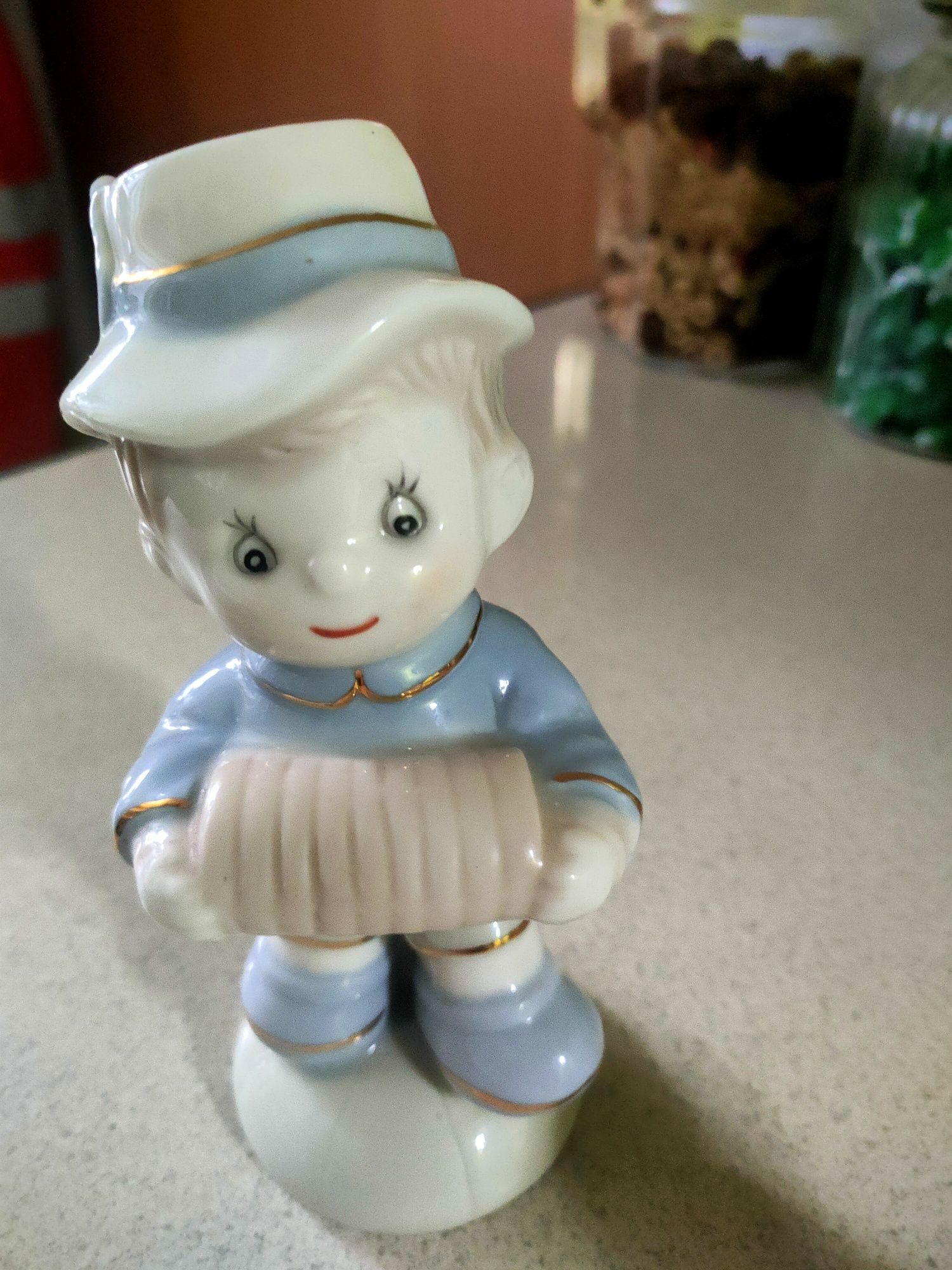 Figurka porcelanowa