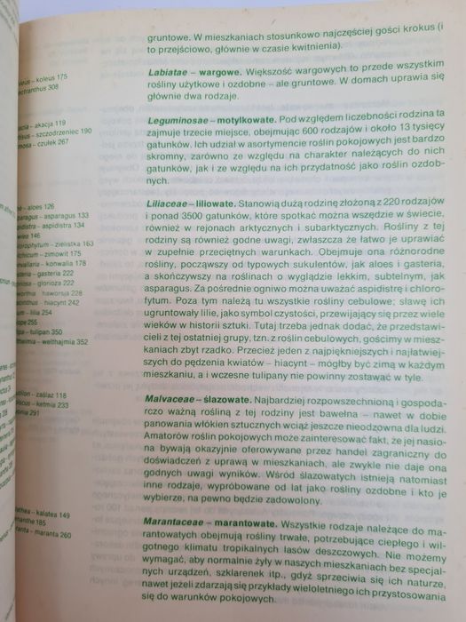 Mieszkamy wśród kwiatów - Książka