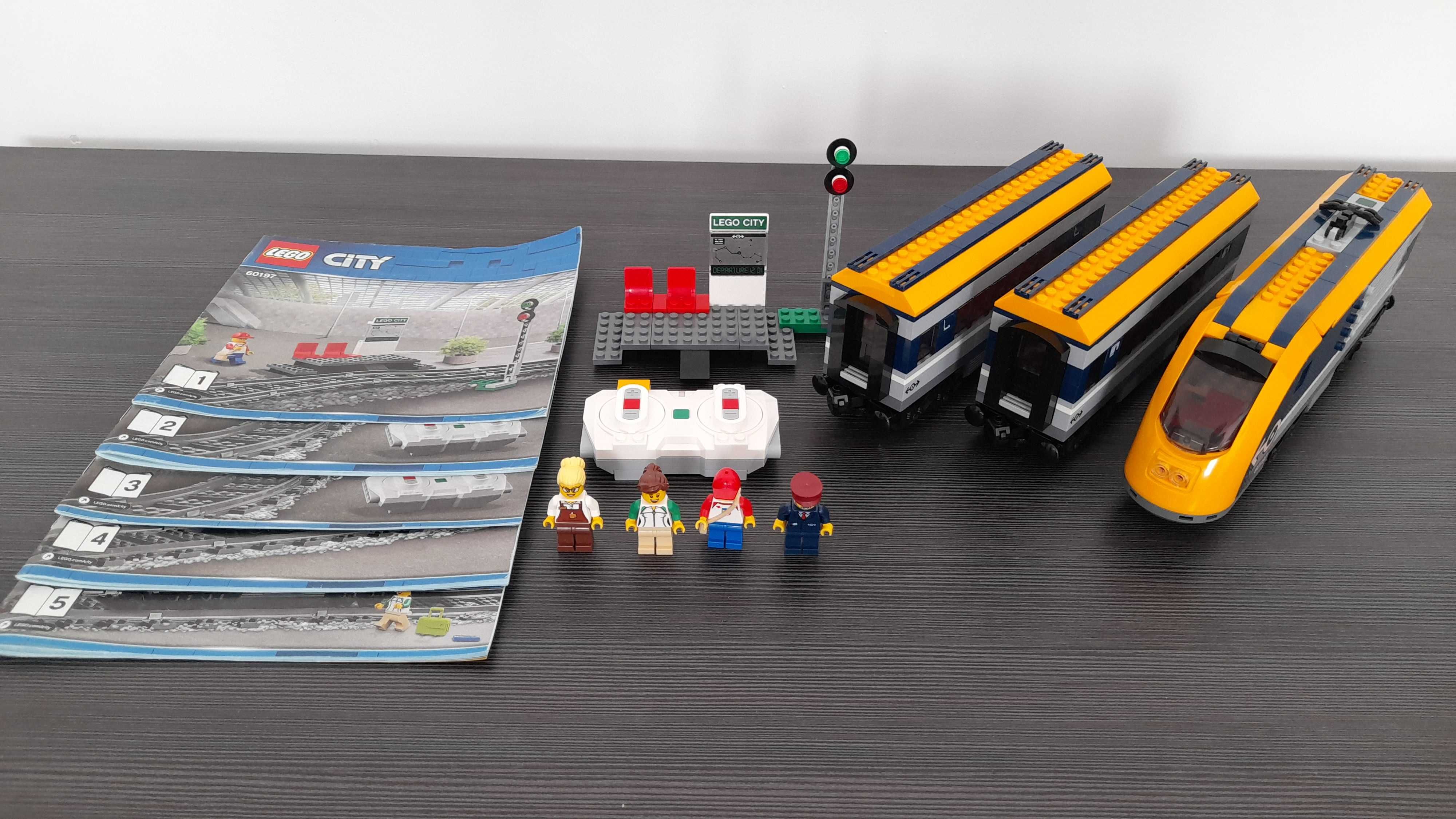 Pociąg LEGO CITY 60197 + Mega rozbudowany zestaw torów