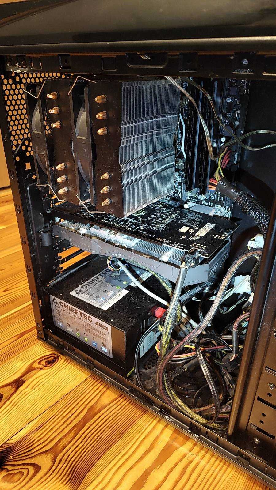 Komputer stacjonarny Intel Core i5-6600K, 16 GB RAM, Radeon RX 470 4GB