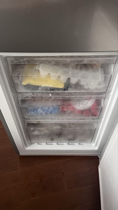 Frigorífico Combinado Jocel JC-250LNFI No Forst