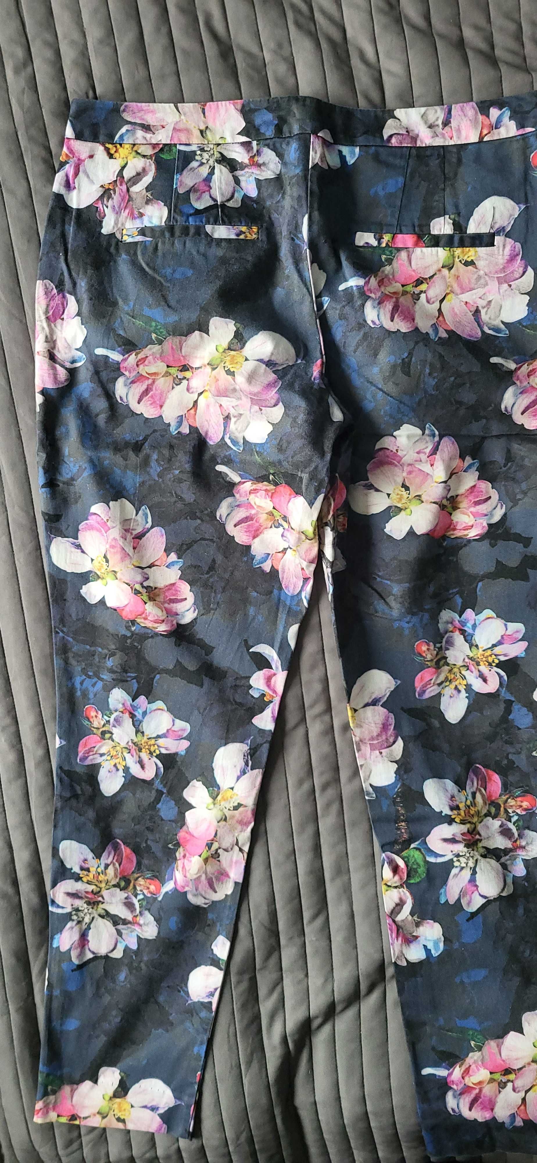 Spodnie w magnolie / piękne kolory / Mohito / rozmiar M