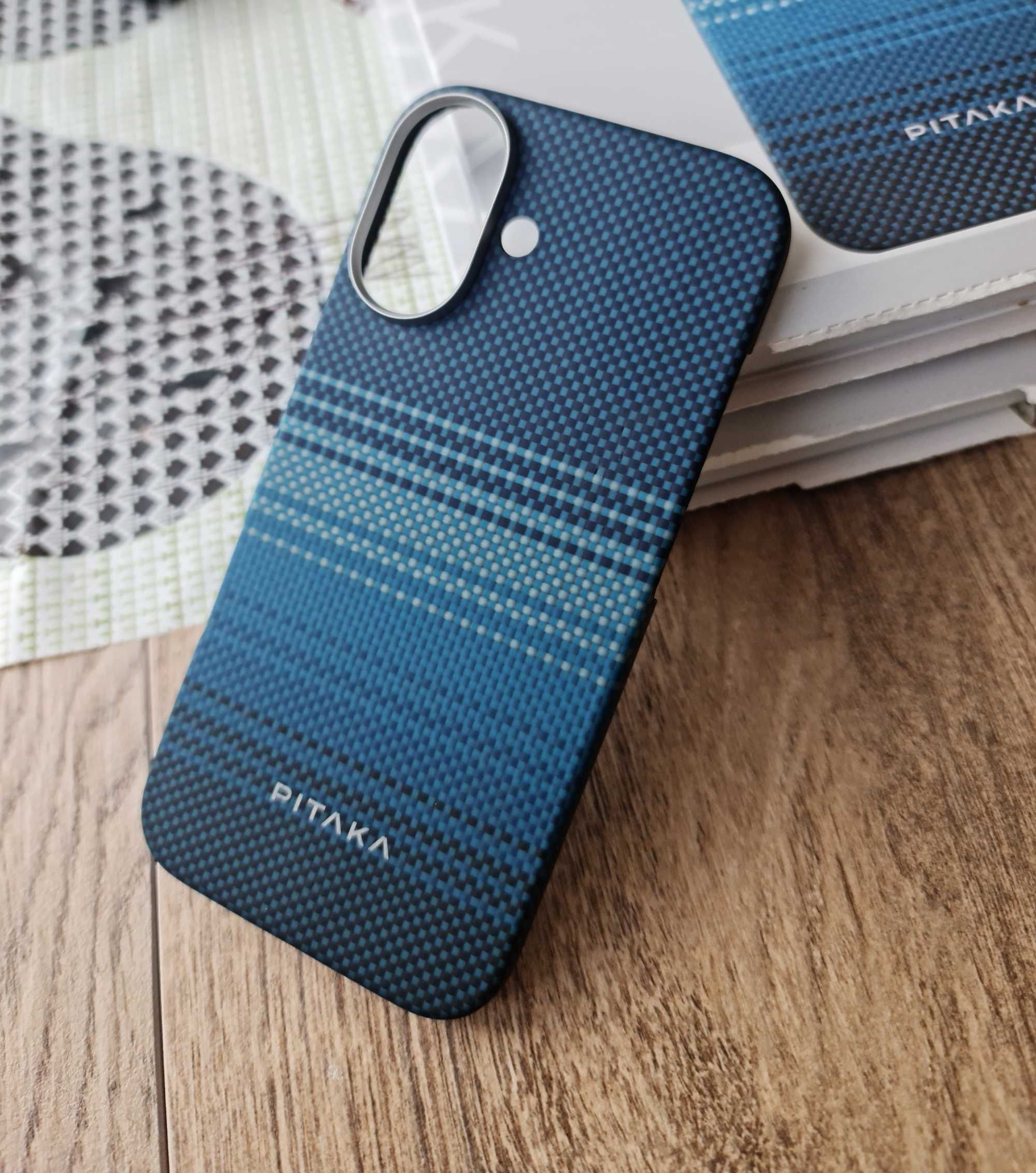Etui pitaka Iphone 16