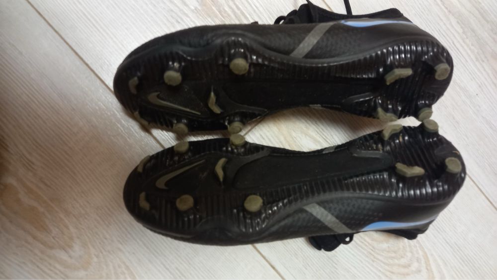 Бутси ,копочки Nike Phantom GT2 Academy