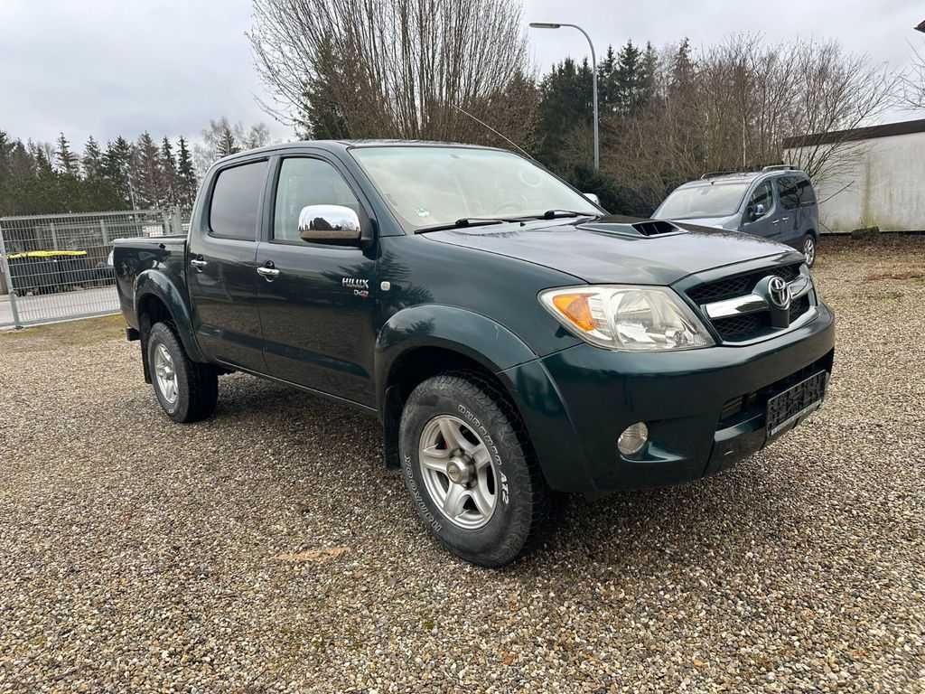 Бампер TOYOTA Hilux N10 розборка запчастини шрот Тойота хайлюкс н10