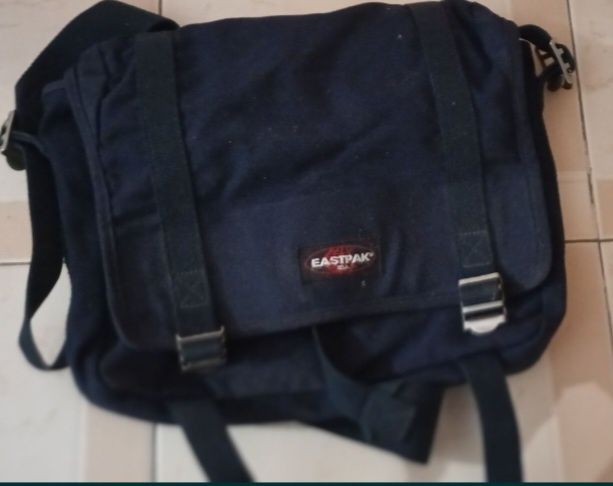 Mochila east pak 5€