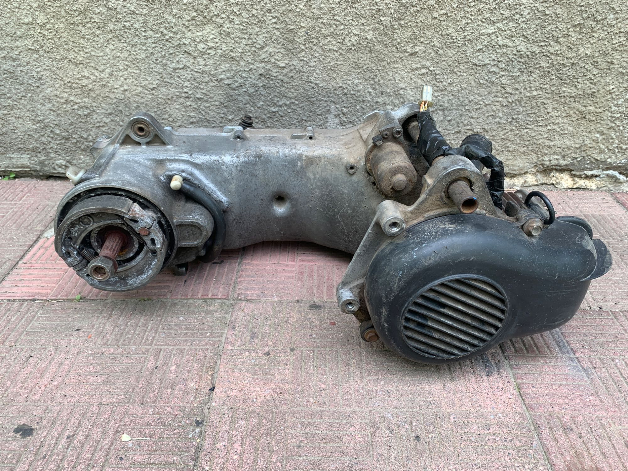 Silnik minarelli horizontal Yamaha neos malaguti