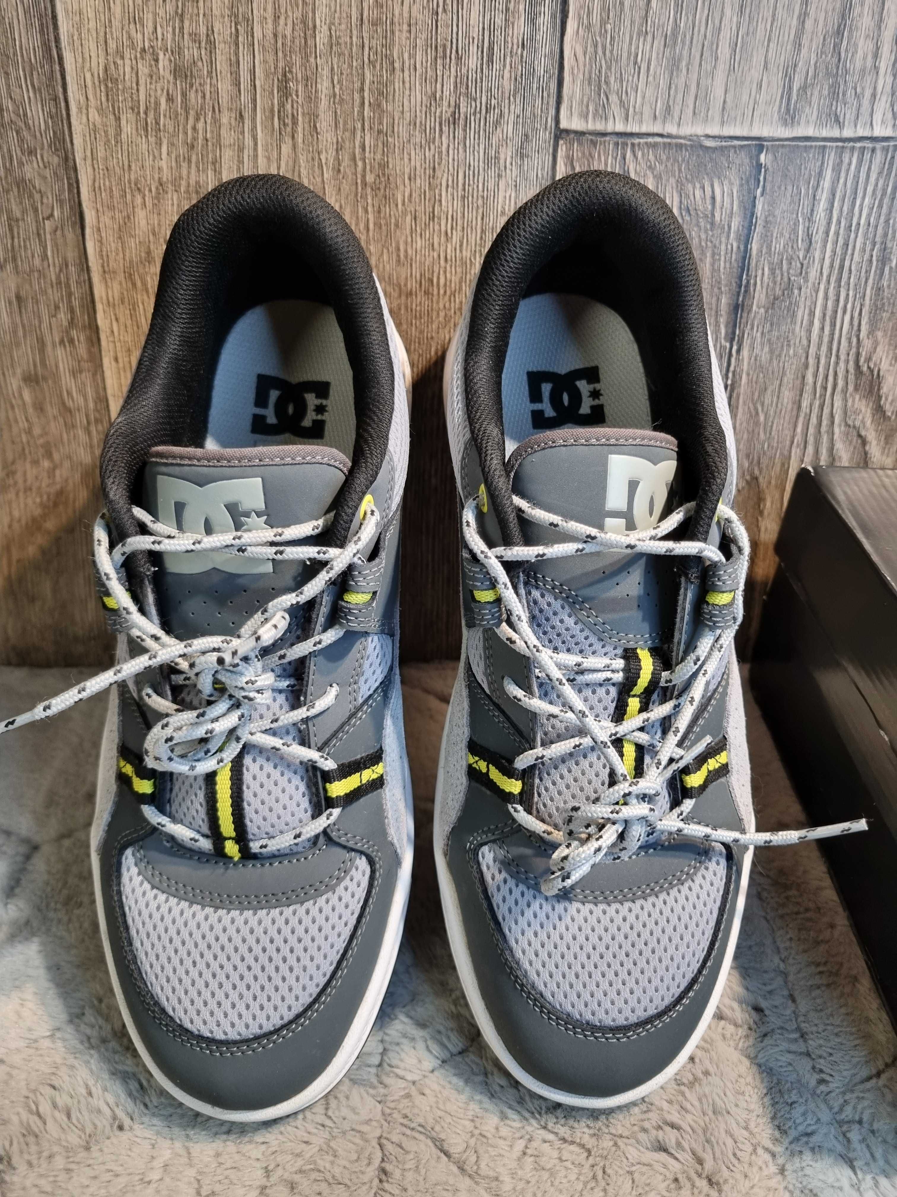 Sneakersy DC Construct, 45