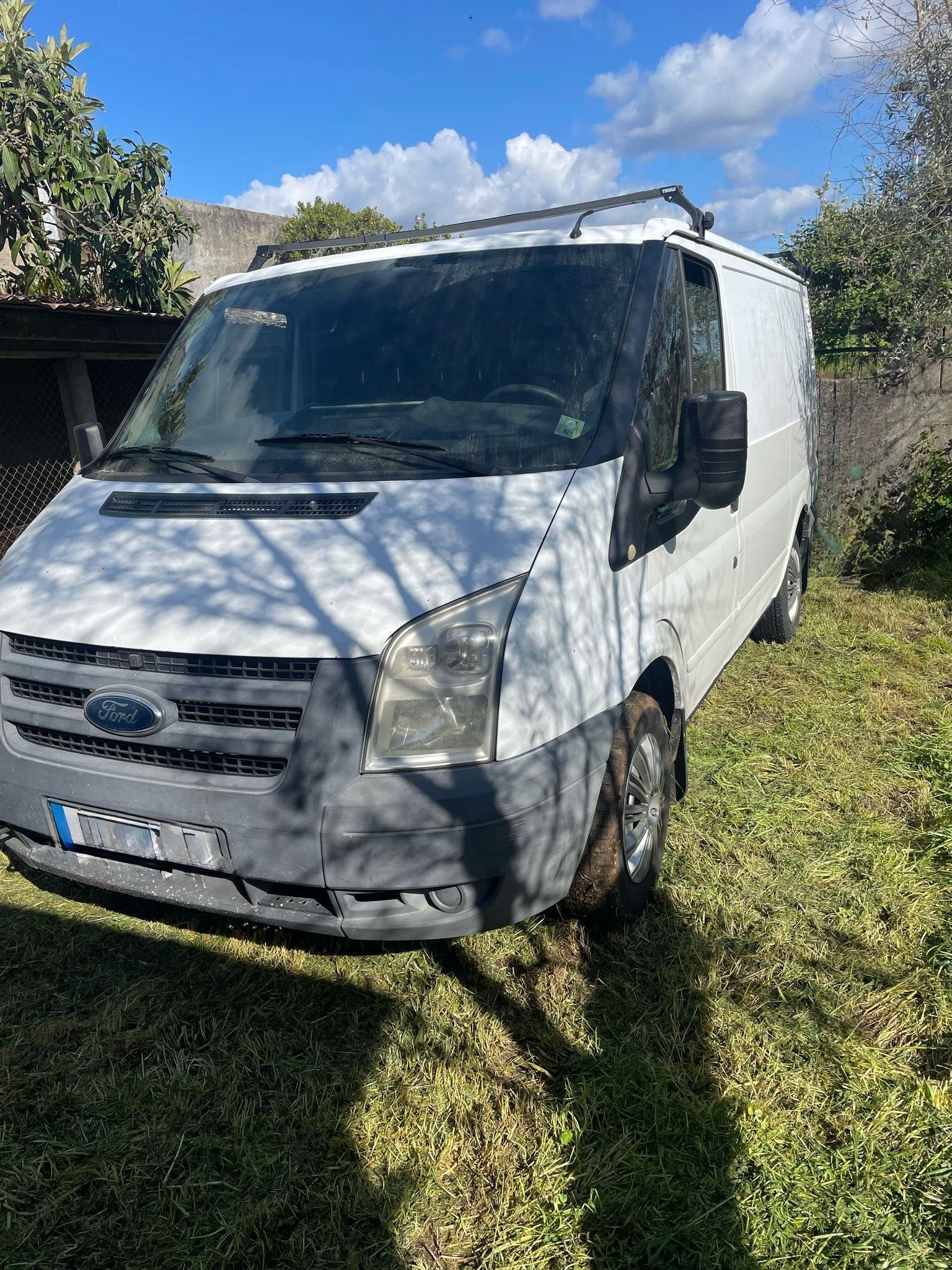 Ford Transit 2.2 à venda – carrinha de trabalho