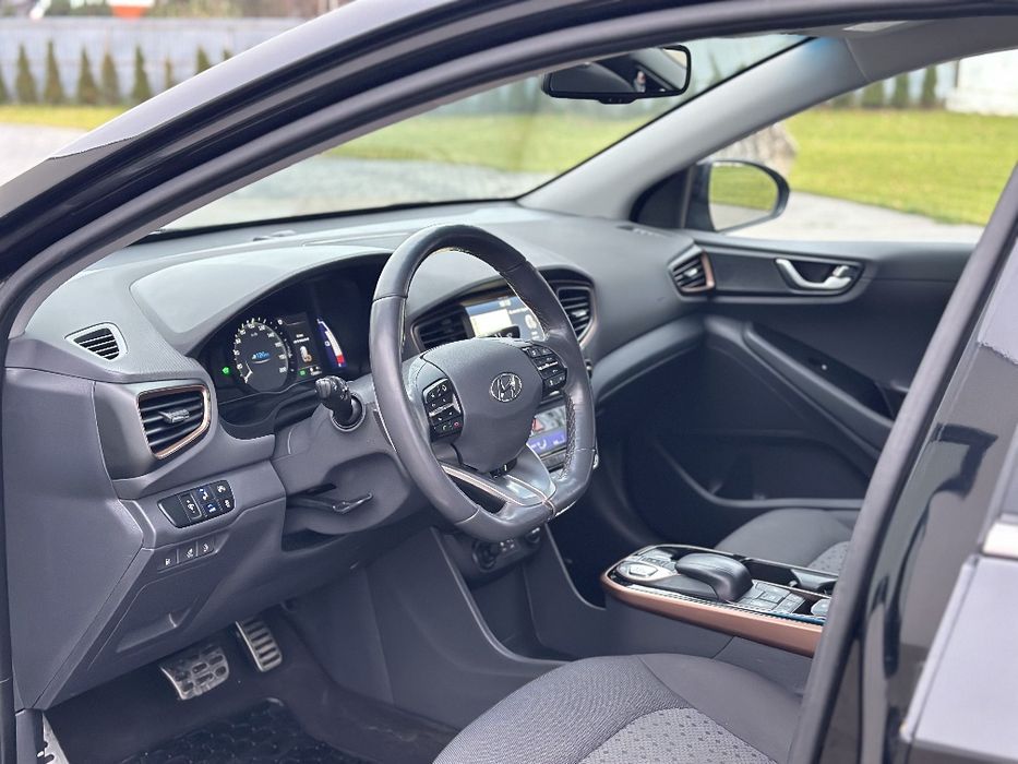 Hyundai Ioniq 2019 рік