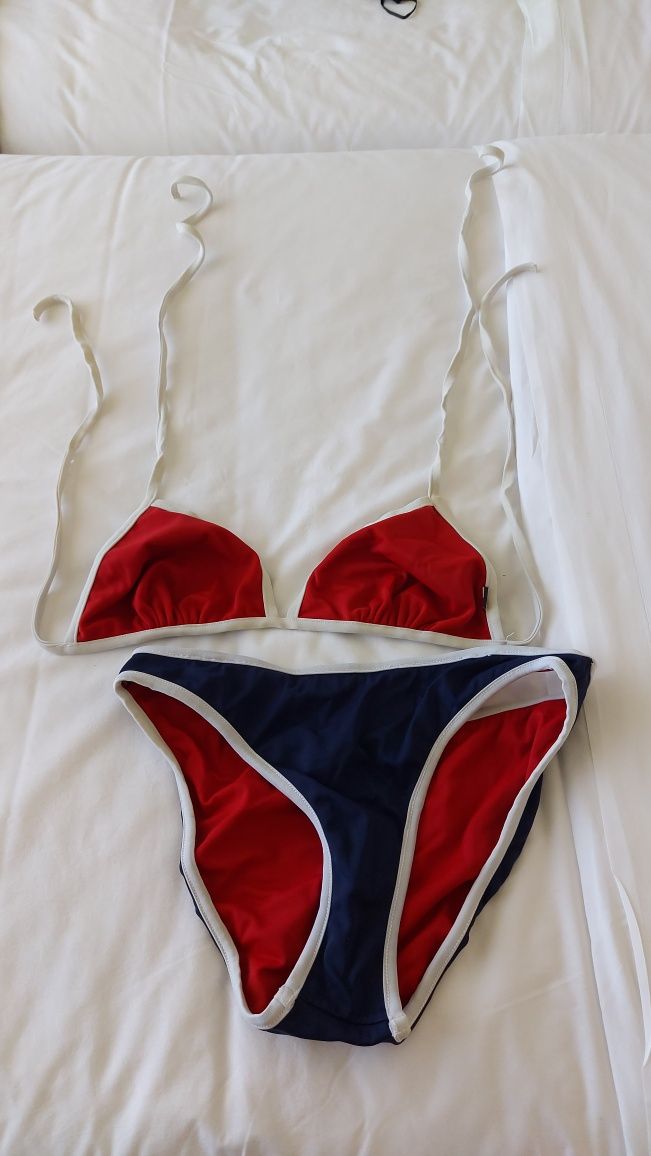 Bikini Reversivel Vermelho e Azul Tommy Hilfiger Tamanho M