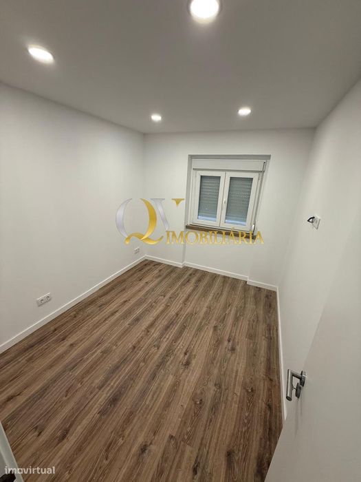 Quarto para arrendamento sito em Alverca