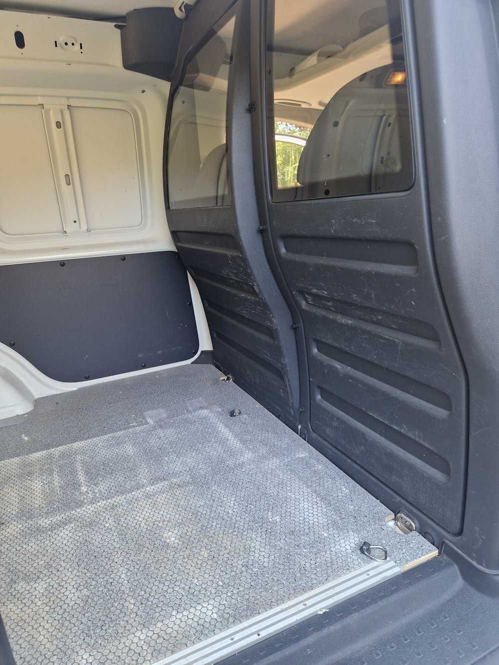 VW Caddy 2.0 TDI / 102 CV EURO 6 Comercial