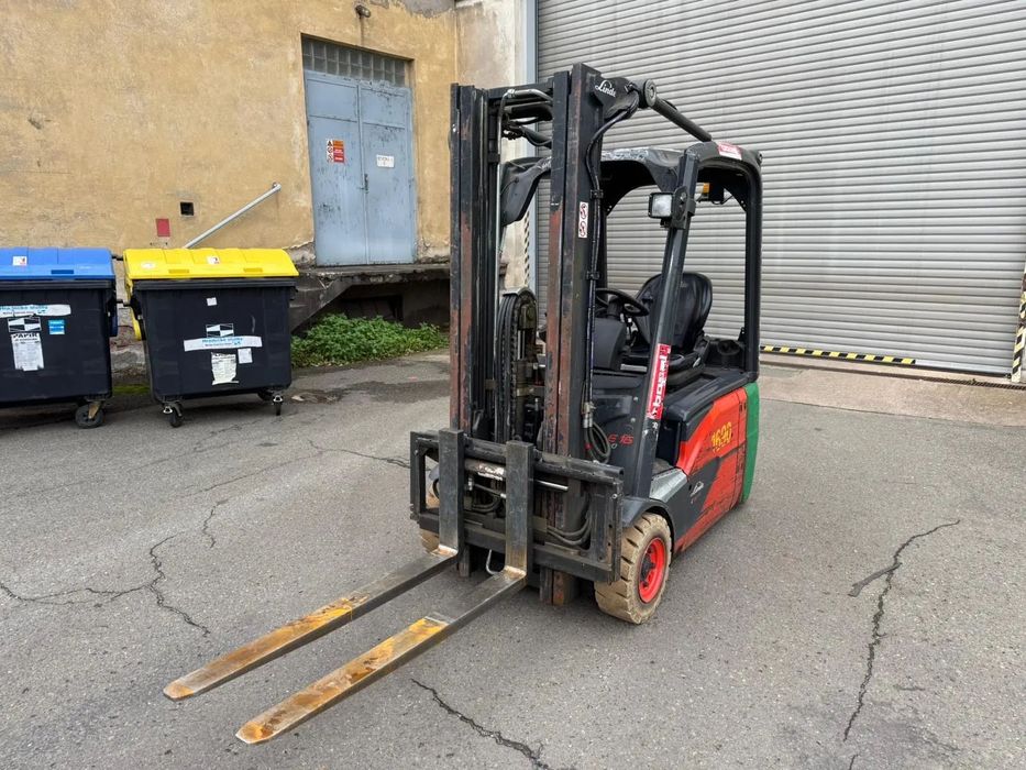 Linde E16 EVO TRIPLEX  Wózek Widłowy Elektryczny TRIPLEX WOLNY SKOK Sprowadzony Linde E16 EVO