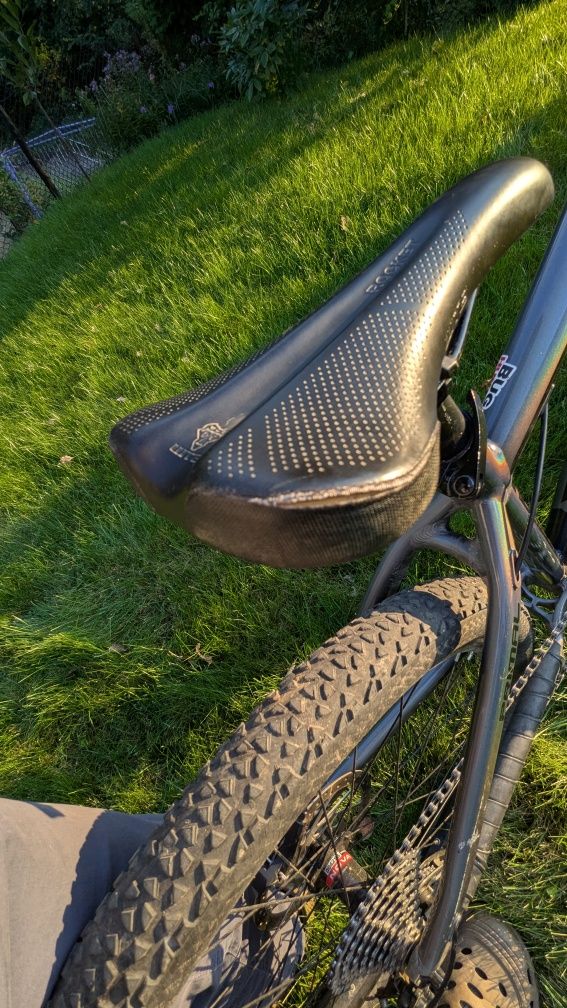Dartmoor Primal, Shimano Deore XT, SLX, Sram Level