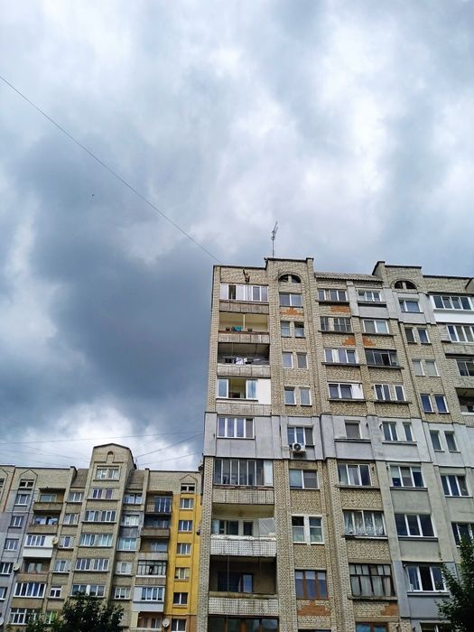 Альпініст, верхолаз,дах висотні роботи,покрівля,бляха