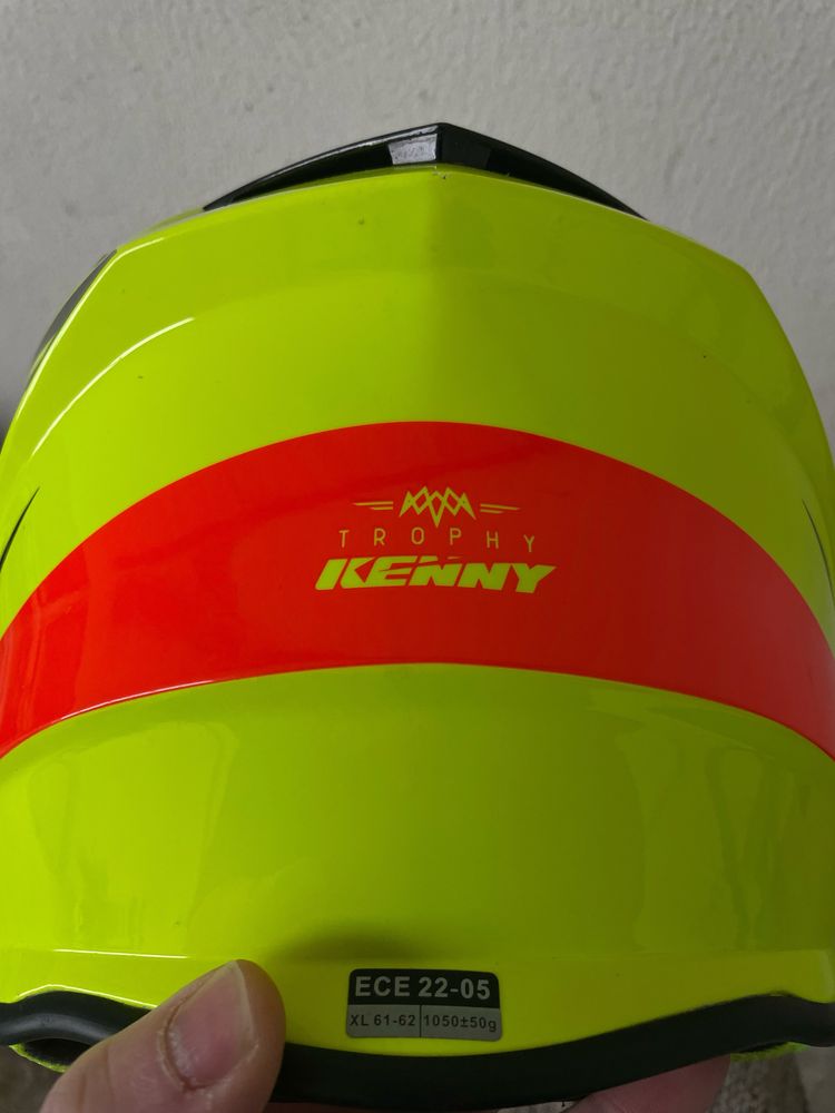 Capacete Kenny trophy