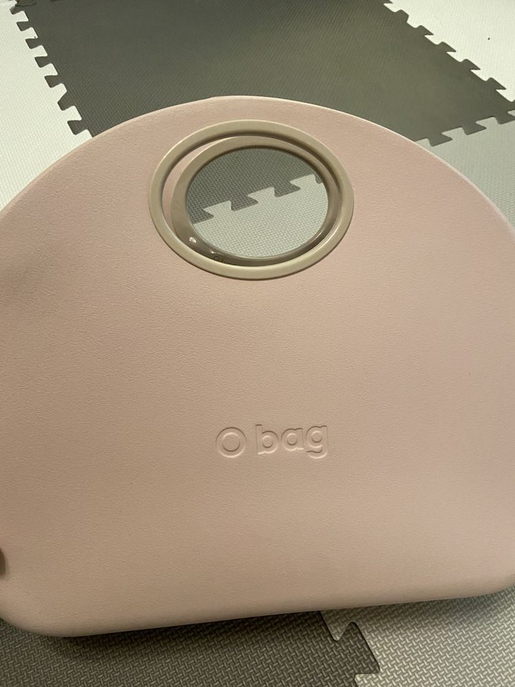 Obag moon w kolorze rosa smoke